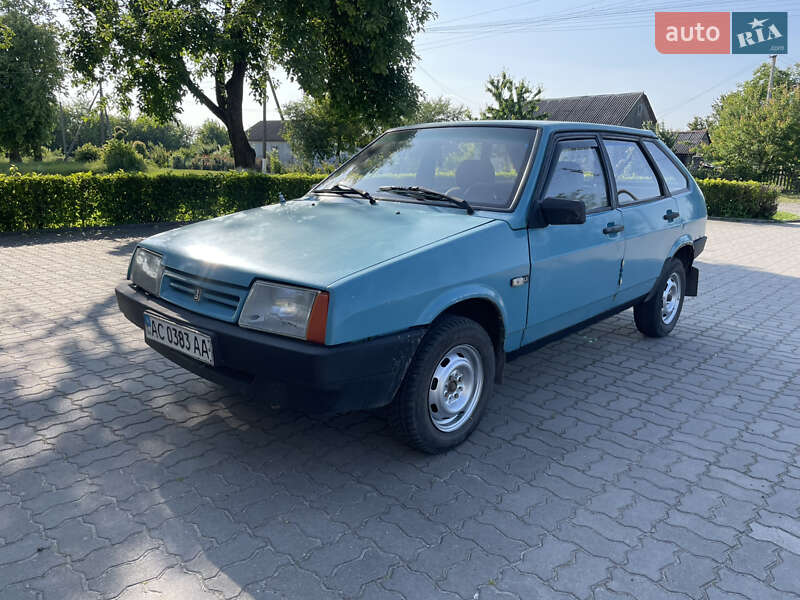 Хэтчбек ВАЗ / Lada 2109 1992 в Иваничах