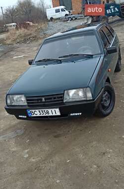 Хэтчбек ВАЗ 2109 2004 в 