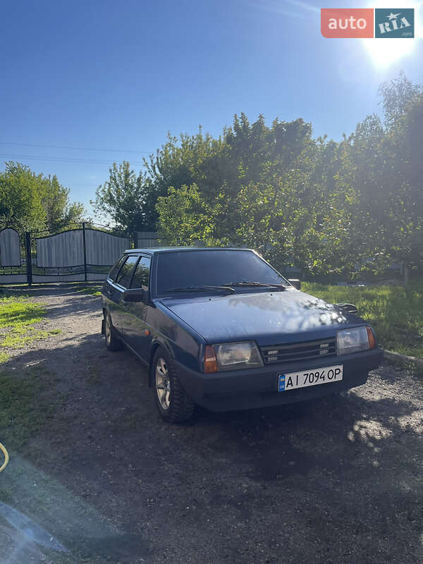 Хэтчбек ВАЗ / Lada 2109 2006 в Корнине