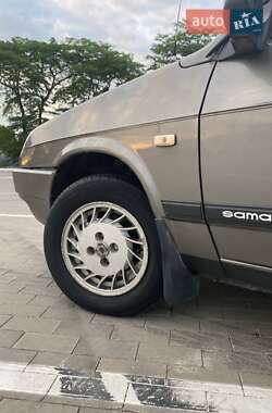 Хэтчбек ВАЗ 2109 1990 в 