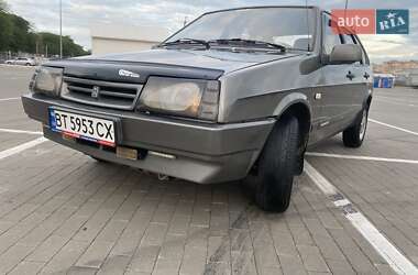 Хэтчбек ВАЗ 2109 1990 в 