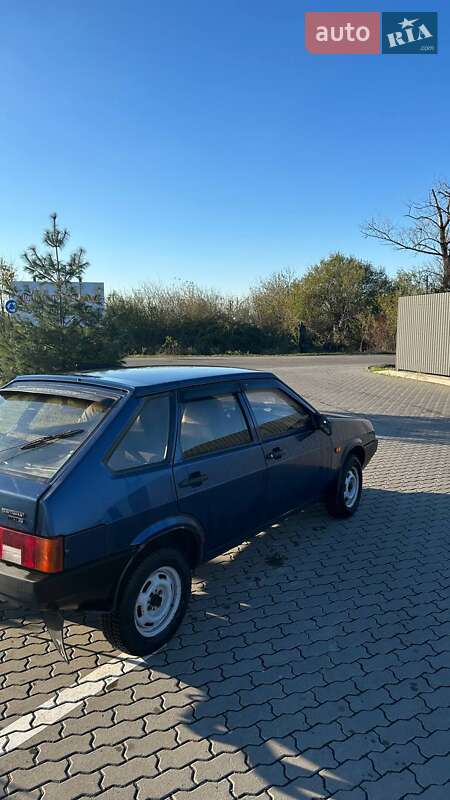 Хэтчбек ВАЗ / Lada 2109 2004 в Сколе фото 2 Хэтчбек ВАЗ / Lada 2109 2004 в Сколе