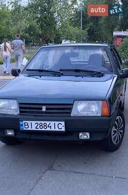 Хэтчбек ВАЗ 2109 2004 в 