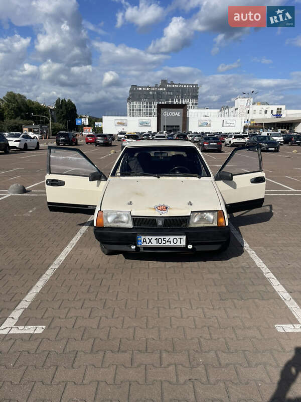 Хетчбек ВАЗ / Lada 2109 1993 в Житомирі
