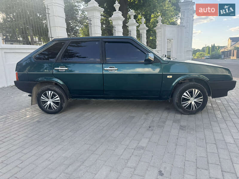 Хэтчбек ВАЗ / Lada 2109 1998 в Тернополе