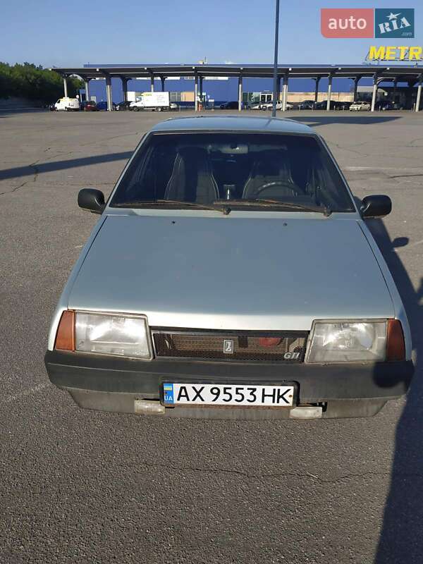 Хетчбек ВАЗ / Lada 2109 2002 в Харкові