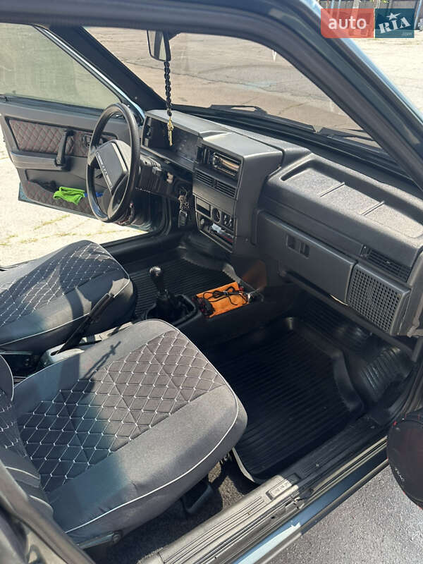 Хетчбек ВАЗ / Lada 2109 2005 в Херсоні