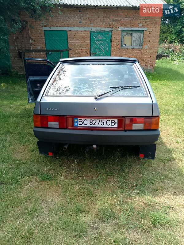 Хэтчбек ВАЗ / Lada 2109 2005 в Львове