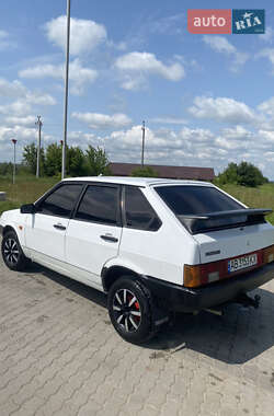 Хетчбек ВАЗ / Lada 2109 1988 в Джулинці