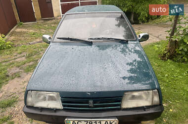 Хэтчбек ВАЗ 2109 2004 в 