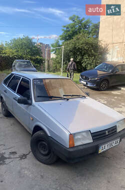 Хэтчбек ВАЗ 2109 2004 в 