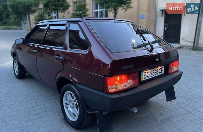 Хэтчбек ВАЗ / Lada 2109 2008 в Львове