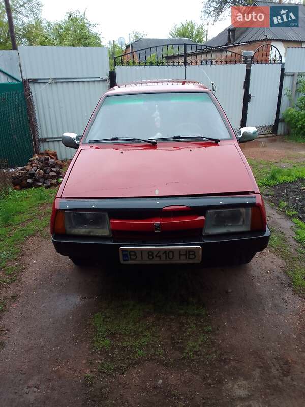 Хэтчбек ВАЗ / Lada 2109 1993 в Гадяче