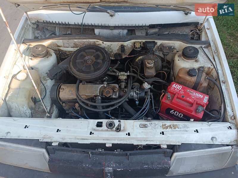 Хэтчбек ВАЗ / Lada 2109 1988 в Житомире