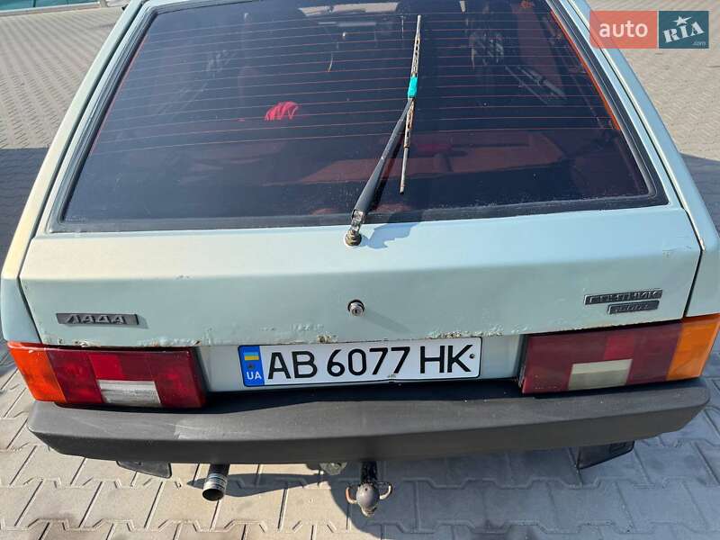 Хэтчбек ВАЗ / Lada 2109 2003 в Киеве