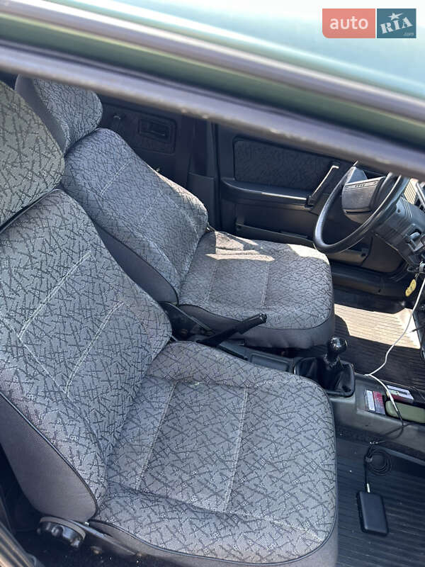 Хэтчбек ВАЗ / Lada 2109 2006 в Киеве фото 9 Хэтчбек ВАЗ / Lada 2109 2006 в Киеве