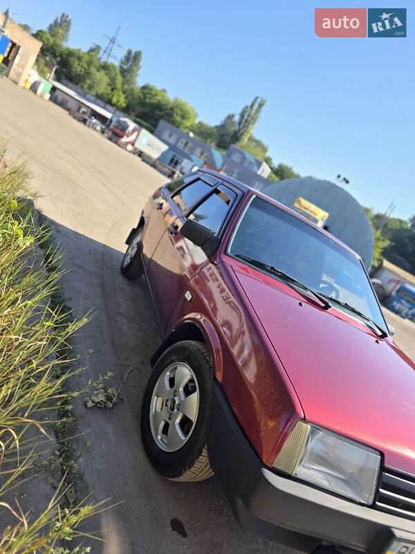 Хэтчбек ВАЗ / Lada 2109 2008 в Одессе