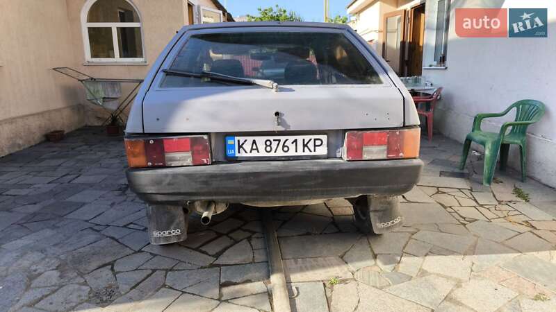 Хэтчбек ВАЗ / Lada 2109 2001 в Звенигородке