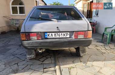 Хэтчбек ВАЗ 2109 2001 в 