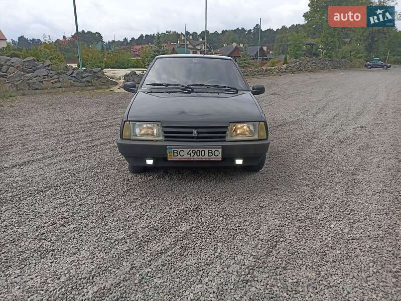 Хэтчбек ВАЗ / Lada 2109 2007 в Львове