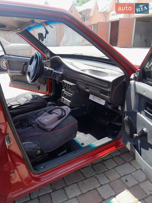 Хэтчбек ВАЗ / Lada 2109 1993 в Черновцах