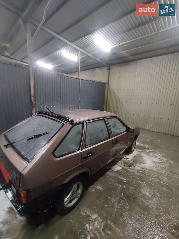 Хэтчбек ВАЗ / Lada 2109 1997 в Сокирянах