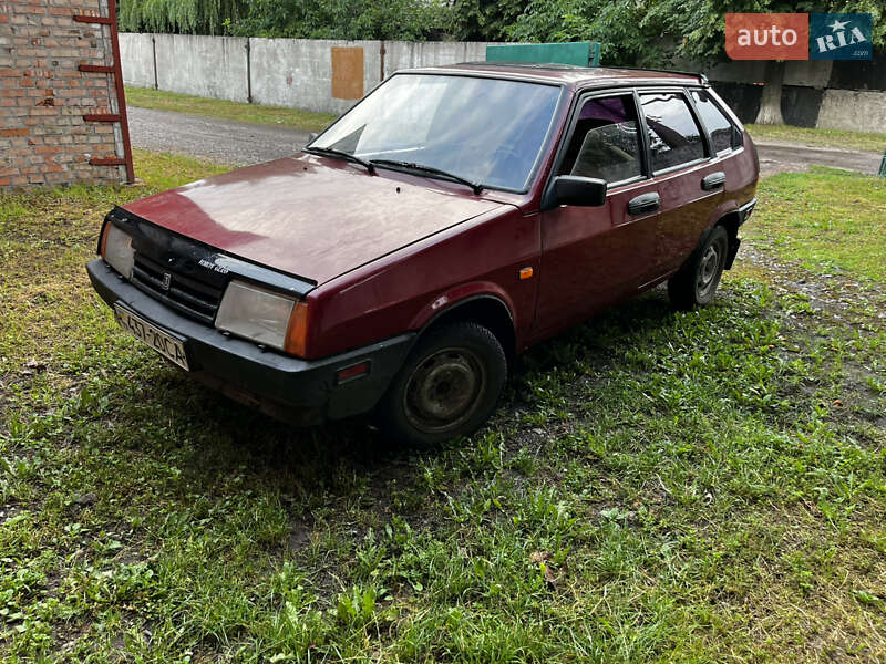 Хэтчбек ВАЗ 2109 1991 в 