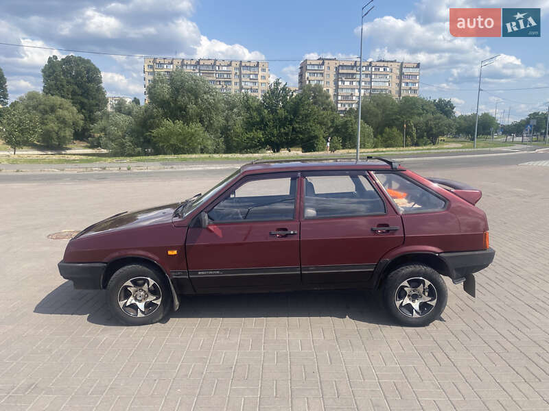 Хэтчбек ВАЗ / Lada 2109 2006 в Киеве