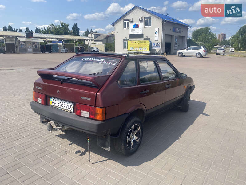 Хэтчбек ВАЗ / Lada 2109 2006 в Киеве