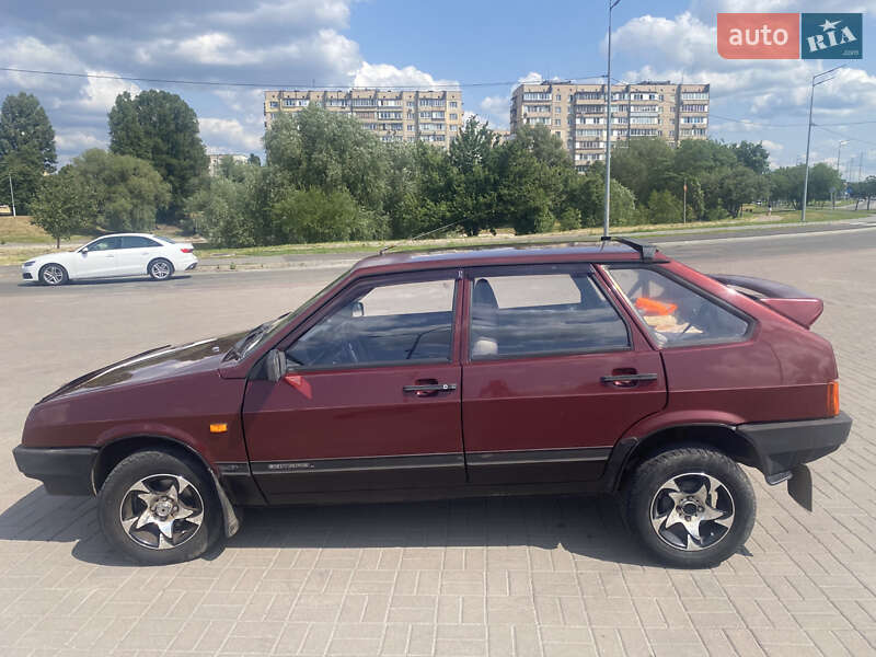 Хэтчбек ВАЗ / Lada 2109 2006 в Киеве