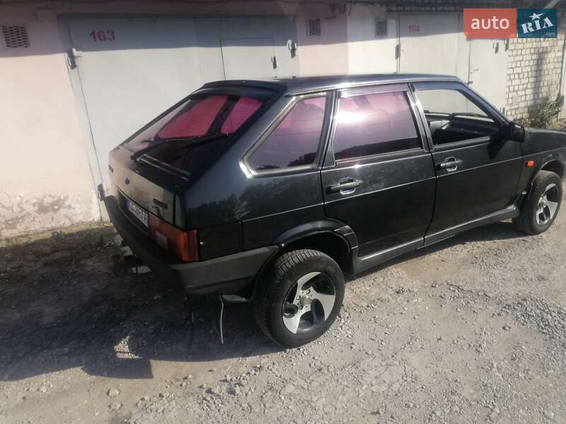 Хэтчбек ВАЗ / Lada 2109 2006 в Каменском