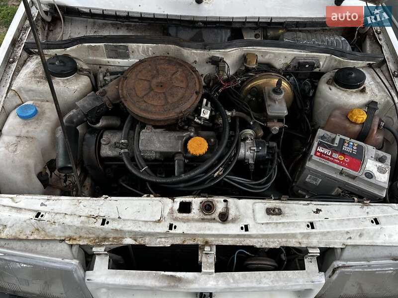 Хэтчбек ВАЗ / Lada 2109 1990 в Виннице