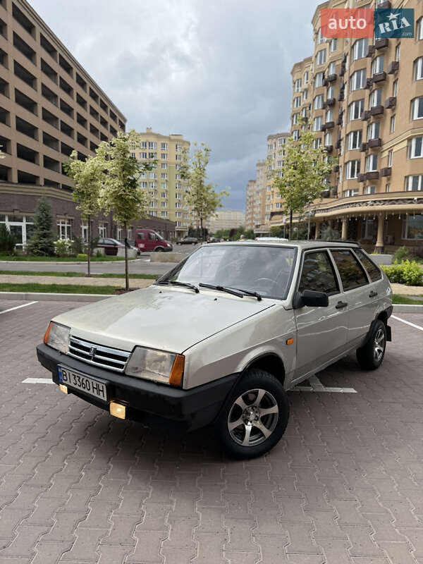 Хэтчбек ВАЗ / Lada 2109 2006 в Киеве
