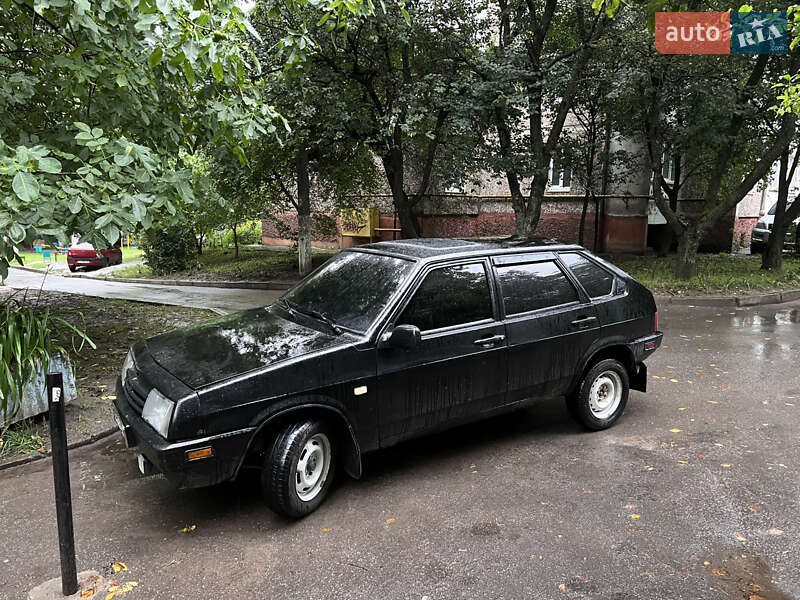 Хэтчбек ВАЗ 2109 1991 в 