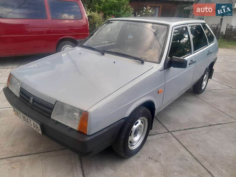 Хэтчбек ВАЗ / Lada 2109 2005 в Надворной