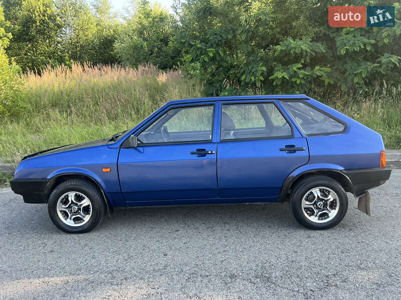 Хетчбек ВАЗ / Lada 2109 2006 в Львові