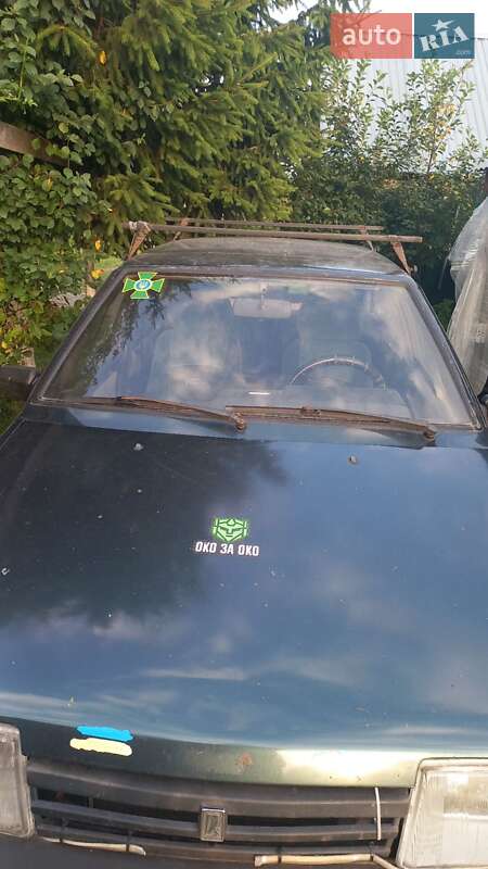 Хетчбек ВАЗ / Lada 2109 2004 в Львові