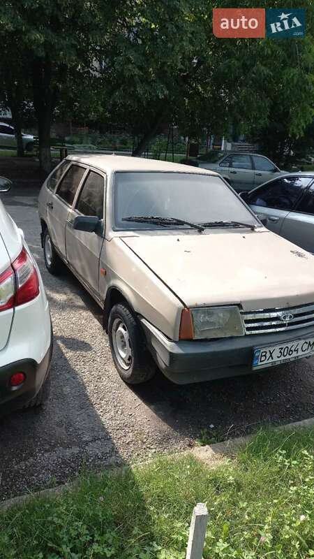 Хэтчбек ВАЗ / Lada 2109 1990 в Каменец-Подольском