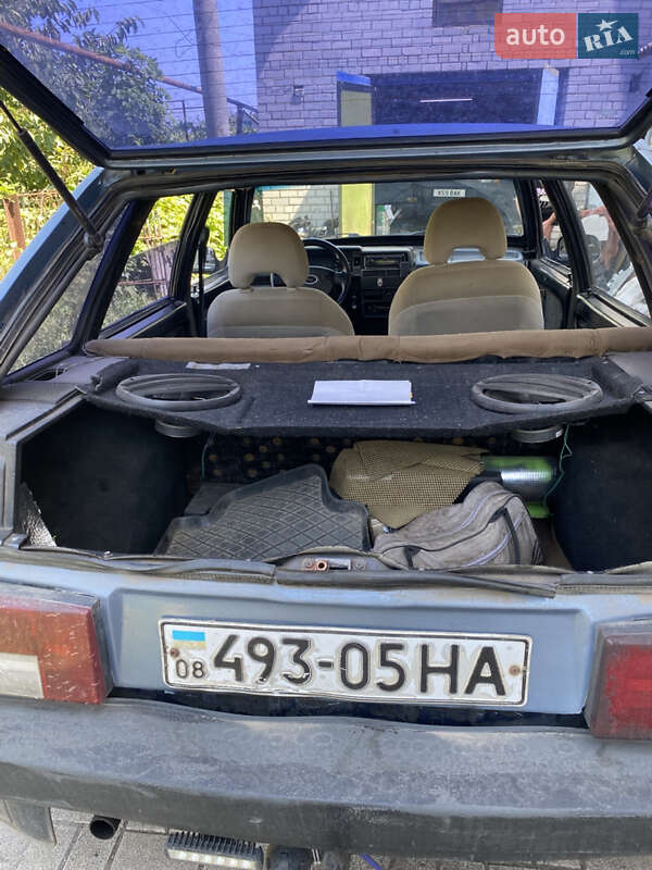 Хэтчбек ВАЗ 2109 1992 в 