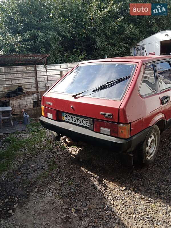 Хэтчбек ВАЗ / Lada 2109 1995 в Львове