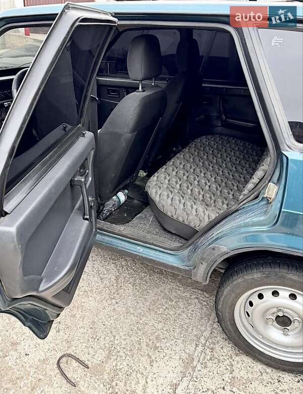 Хетчбек ВАЗ / Lada 2109 2002 в Дніпрі