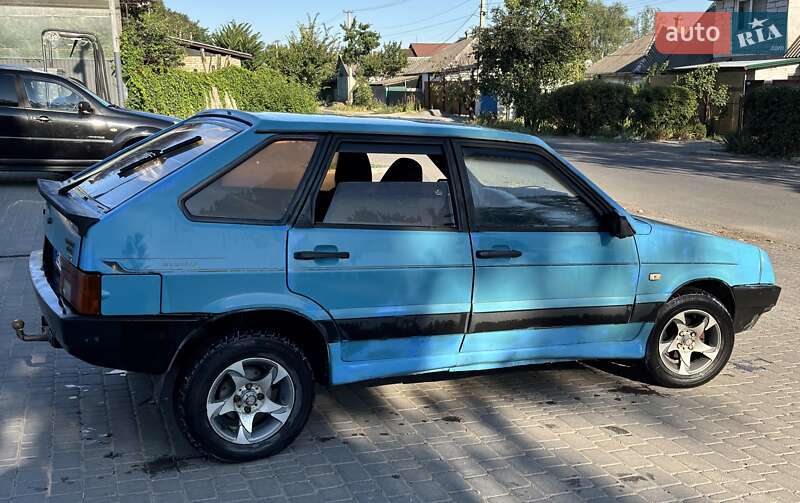Хэтчбек ВАЗ / Lada 2109 1992 в Новомосковске