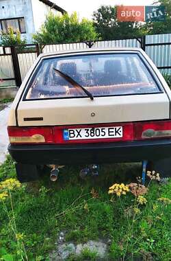 Хэтчбек ВАЗ 2109 1988 в 