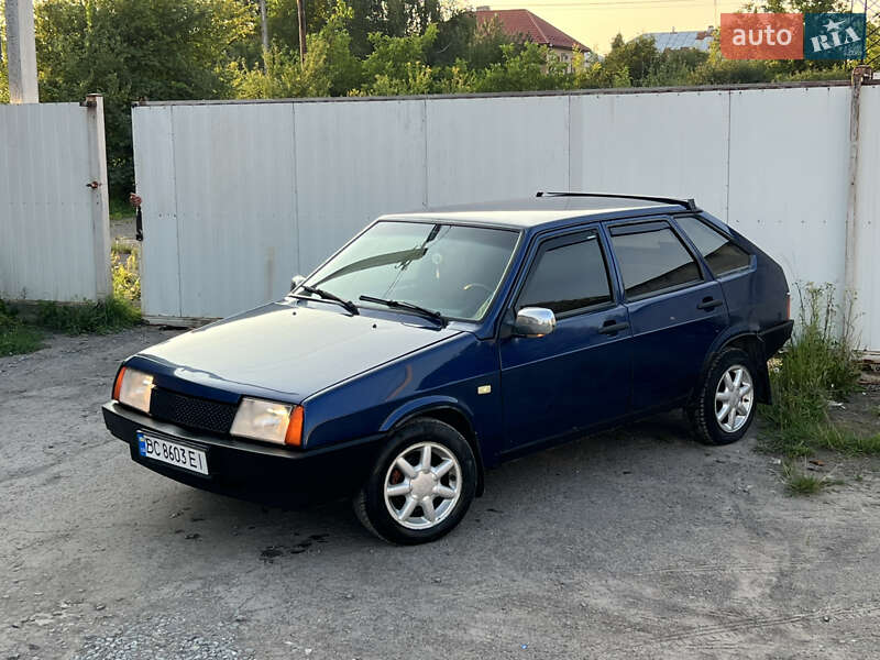Хэтчбек ВАЗ / Lada 2109 2006 в Дрогобыче