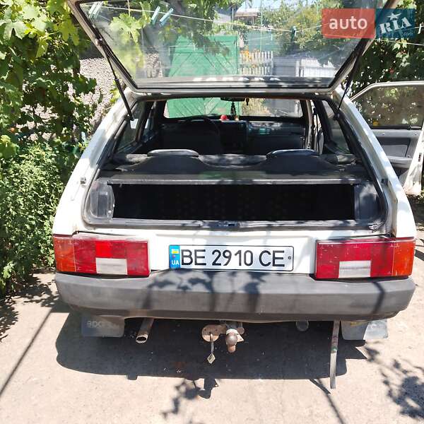 Хетчбек ВАЗ / Lada 2109 2000 в Кривому Озері