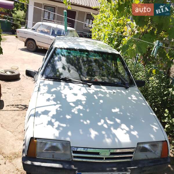 Хетчбек ВАЗ / Lada 2109 2000 в Кривому Озері