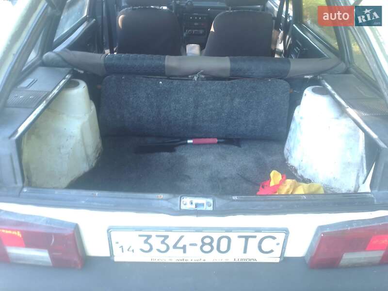 Хэтчбек ВАЗ / Lada 2109 1991 в Барановке