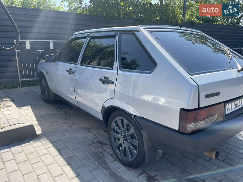 Хетчбек ВАЗ / Lada 2109 2005 в Івано-Франківську