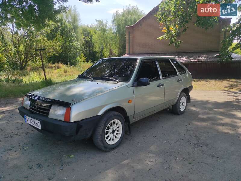 ВАЗ / Lada 2109 2002 ВАЗ / Lada 2109 2002