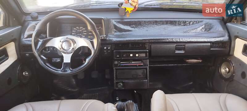 Хэтчбек ВАЗ / Lada 2109 1990 в Киеве